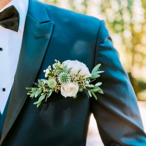 Green and white Pocket Boutonnier