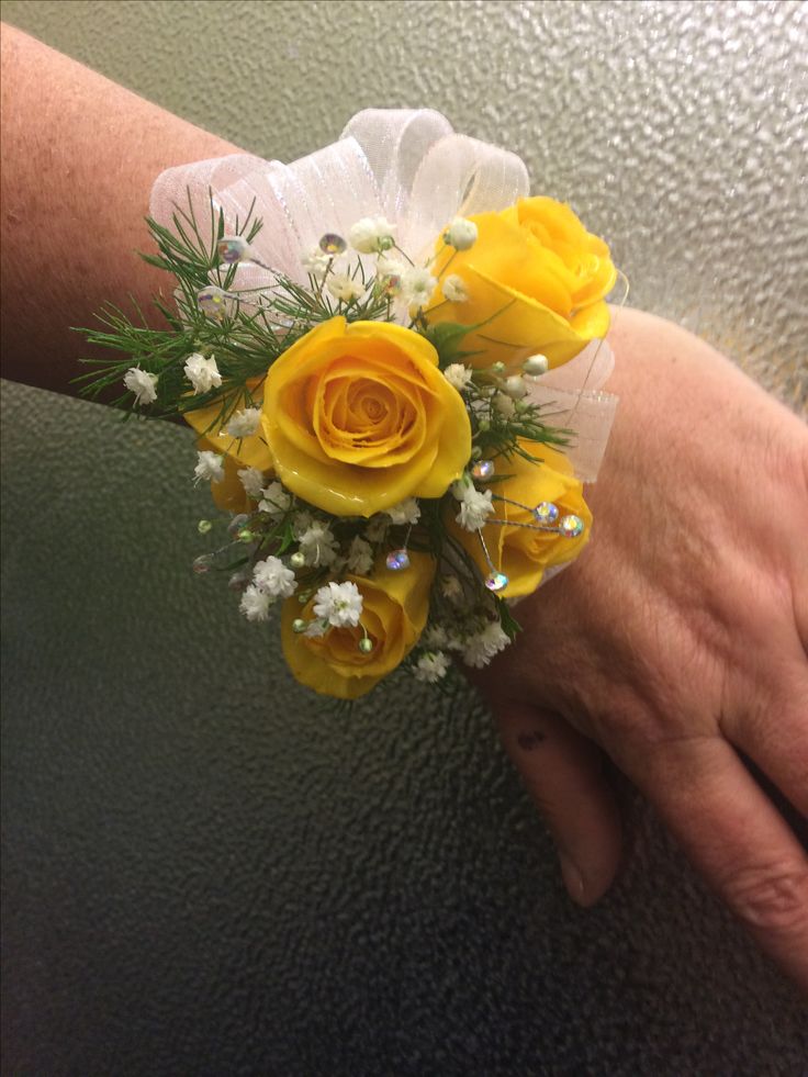 Yellow rose corsage